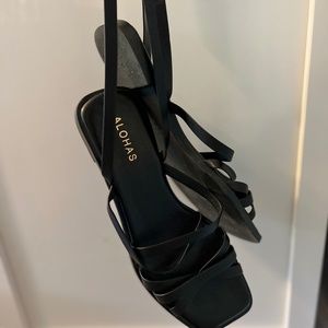 Alohas Black Gladiator/Lace-Up Leather Sandals